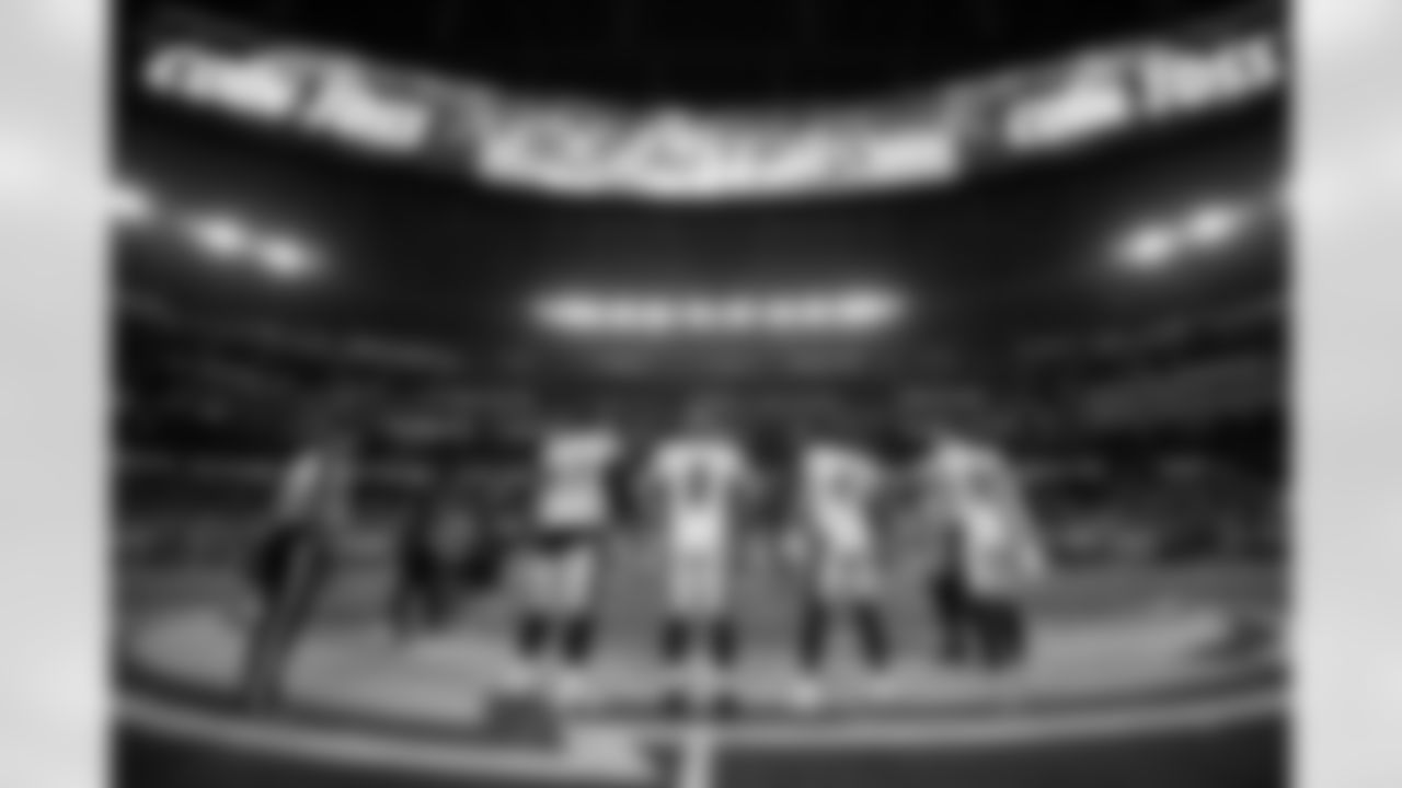 Pittsburgh Steelers defensive tackle Cameron Heyward (97), Pittsburgh Steelers quarterback Aaron Rodgers (8), Pittsburgh Steelers linebacker Payton Wilson (41) and Pittsburgh Steelers linebacker T.J. Watt (90) prior to a regular season game against the Los Angeles Chargers, Sunday, Nov. 9, 2025 in Inglewood, CA. The Chargers beat the Steelers 25-10. (Alysa Rubin / Pittsburgh Steelers)