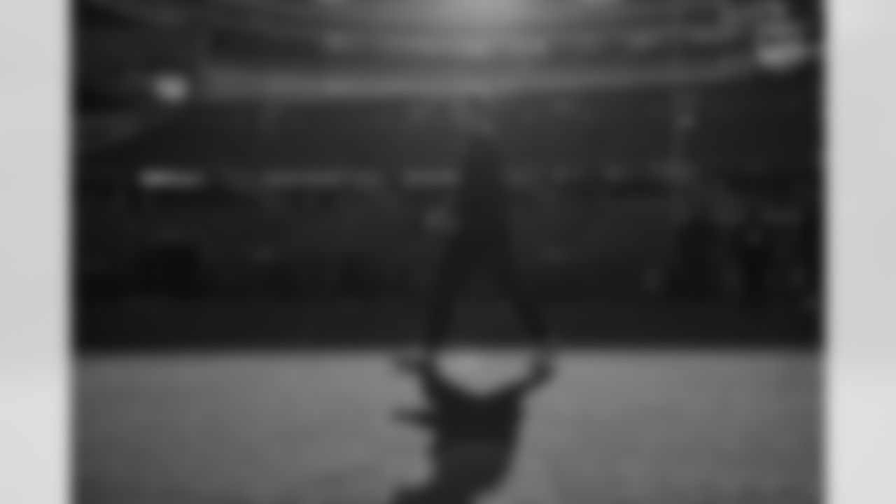 Pittsburgh Steelers wide receiver Roman Wilson (10) during a regular season game between the Pittsburgh Steelers and the Chicago Bears, Sunday, Nov. 23, 2025 in Chicago, IL. (Alysa Rubin / Pittsburgh Steelers)