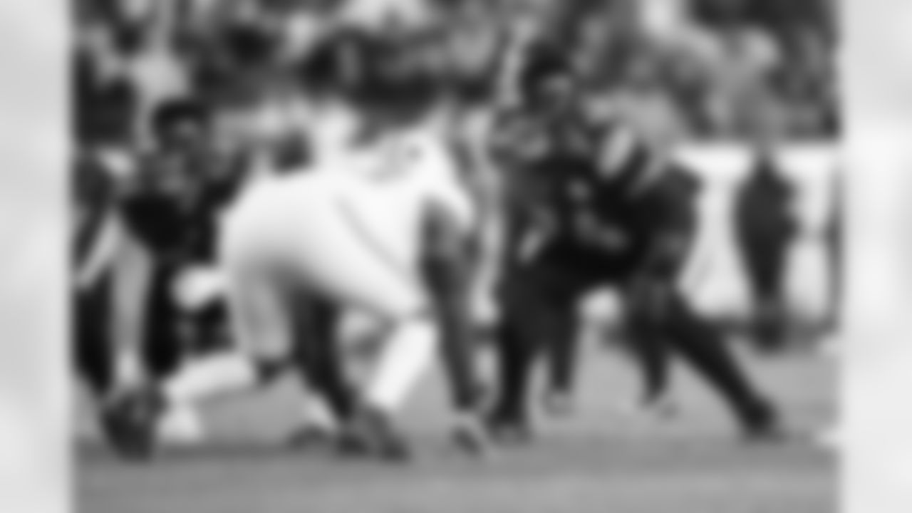 Pittsburgh Steelers offensive lineman Spencer Anderson (74) during a regular season game between the Pittsburgh Steelers and the Miami Dolphins, Monday, Dec. 15, 2025 in Pittsburgh, PA. (Alysa Rubin / Pittsburgh Steelers)