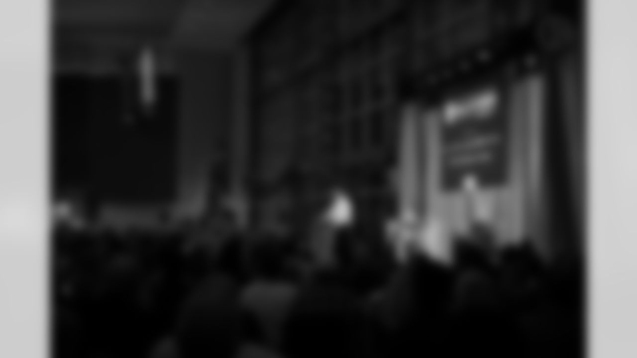 The Pittsburgh Steelers celebrate the 2025 Hall of Honor Class during the Hall of Honor Dinner Ceremony presented by U.S. Steel on Sunday, Dec. 14, 2025 in Pittsburgh, PA. (Alysa Rubin / Pittsburgh Steelers)