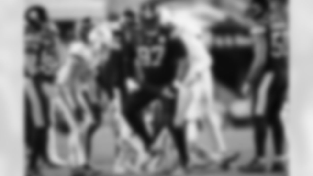 Pittsburgh Steelers defensive tackle Cameron Heyward (97) during a regular season game between the Pittsburgh Steelers and the Miami Dolphins, Monday, Dec. 15, 2025 in Pittsburgh, PA. (Alysa Rubin / Pittsburgh Steelers)