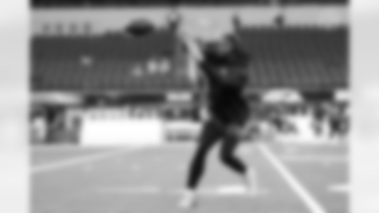 Pittsburgh Steelers wide receiver DK Metcalf (4) during a regular season game between the Pittsburgh Steelers and the Los Angeles Chargers, Sunday, Nov. 9, 2025 in Inglewood, CA. (Alysa Rubin / Pittsburgh Steelers)