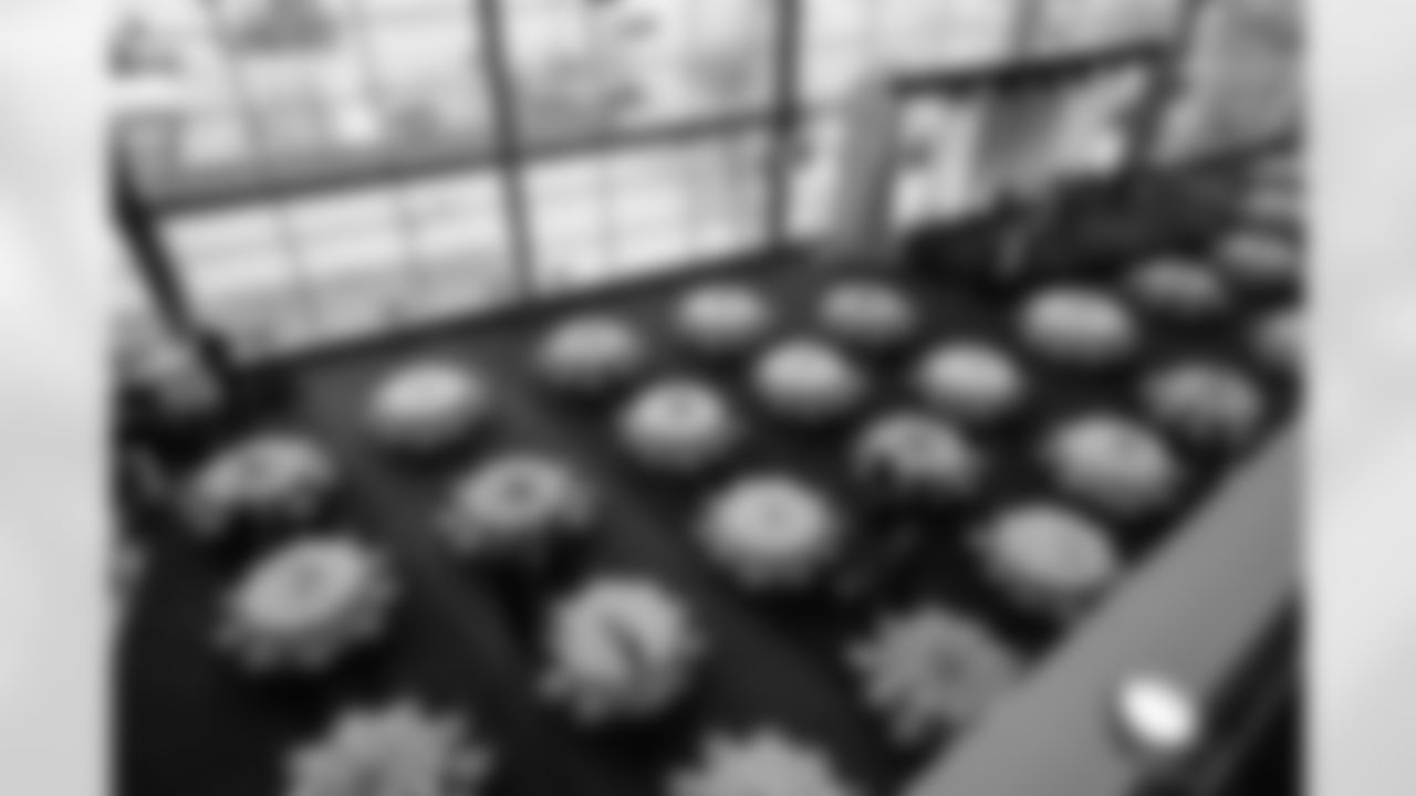 The Pittsburgh Steelers celebrated the 20th anniversary of Super Bowl XL during the Alumni Weekend Dinner at Acrisure Stadium benefitting the UPMC Sports Medicine Concussion Program, Saturday, Nov. 1, 2025 in Pittsburgh, PA. (Alysa Rubin / Pittsburgh Steelers)