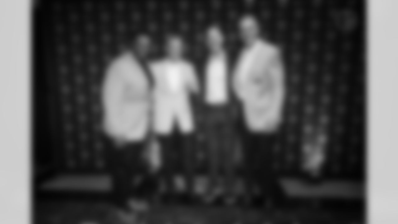 The Pittsburgh Steelers celebrated the 20th anniversary of Super Bowl XL during the Alumni Weekend Dinner at Acrisure Stadium benefitting the UPMC Sports Medicine Concussion Program, Saturday, Nov. 1, 2025 in Pittsburgh, PA. (Alysa Rubin / Pittsburgh Steelers)