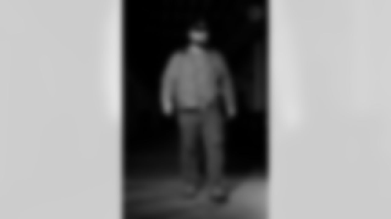 Pittsburgh Steelers defensive end Logan Lee (91) during a regular season game between the Pittsburgh Steelers and the Miami Dolphins, Monday, Dec. 15, 2025 in Pittsburgh, PA. (Alysa Rubin / Pittsburgh Steelers)