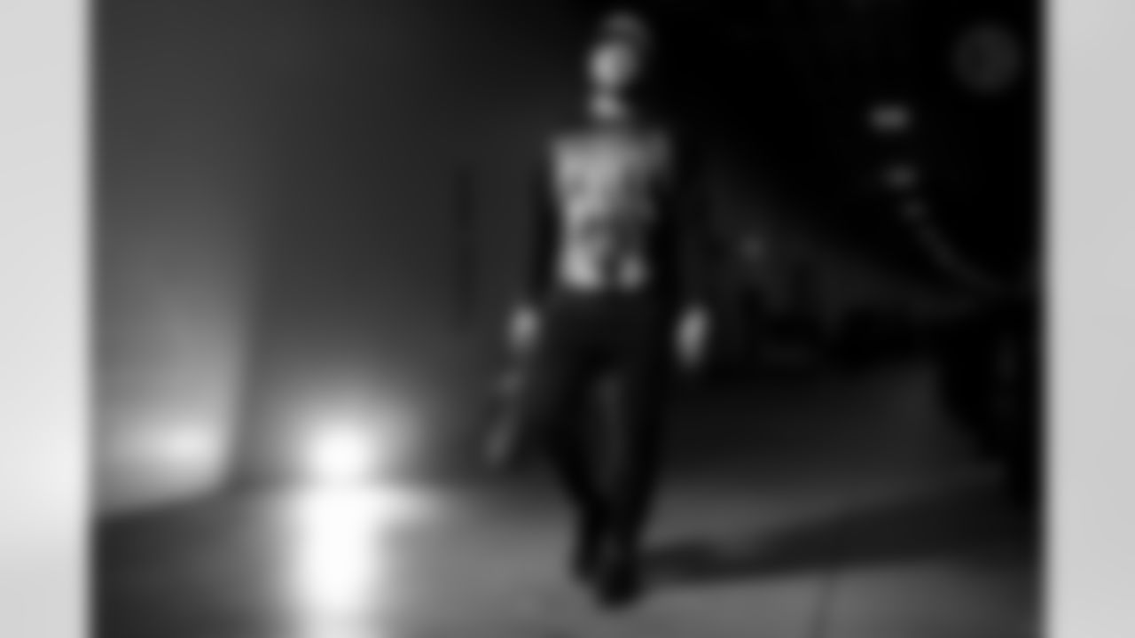 Pittsburgh Steelers linebacker Cole Holcomb (55) during a regular season game between the Pittsburgh Steelers and the Baltimore Ravens, Sunday, Jan. 4, 2026 in Pittsburgh, PA. (Karl Roser / Pittsburgh Steelers)