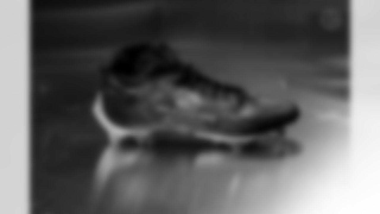 Pittsburgh Steelers defensive back Cory Trice Jr. (27) will showcase his custom cleats supporting Boys and Girls Club of Hopkinsville- Christian County during Week 13. (Alysa Rubin / Pittsburgh Steelers)