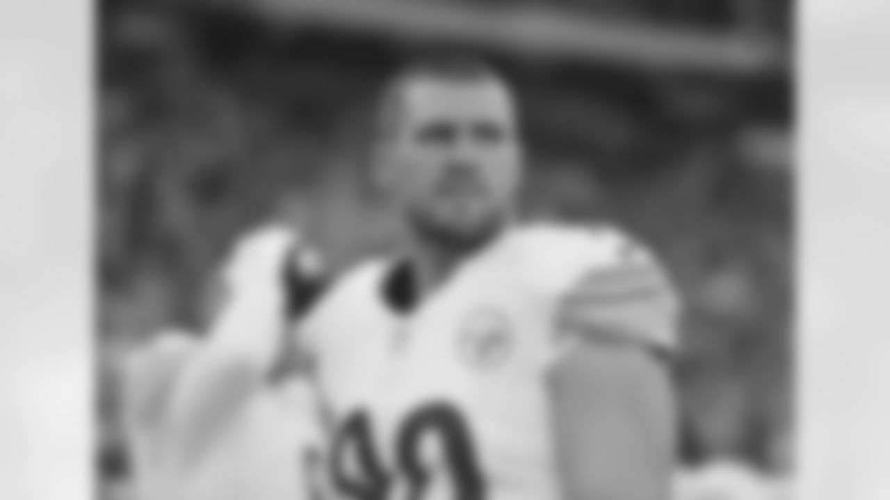 Pittsburgh Steelers linebacker T.J. Watt (90) during a regular season game between the Pittsburgh Steelers and the Cleveland Browns, Sunday, Nov. 19, 2023 in Cleveland, OH. (Karl Roser / Pittsburgh Steelers)