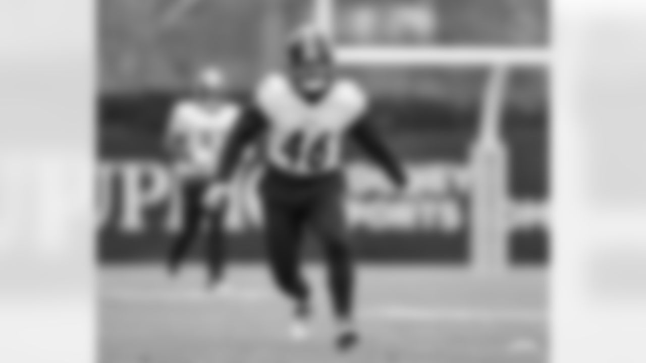 Pittsburgh Steelers long snapper Christian Kuntz (46) during practice at the UPMC Rooney Sports Complex preparing for a Week 13 matchup against the Buffalo Bills, Friday, Nov. 28, 2025 in Pittsburgh, PA. (Karl Roser / Pittsburgh Steelers)