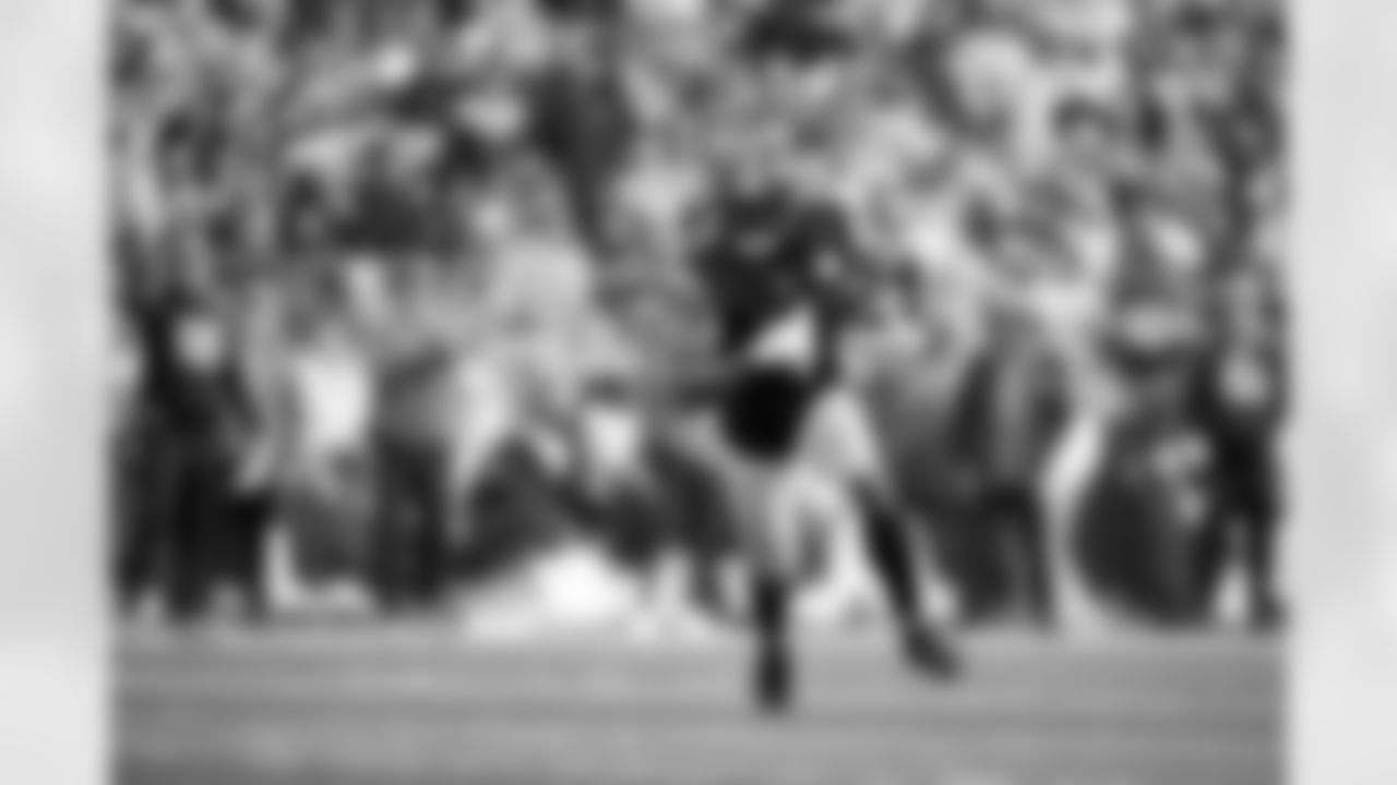 Pittsburgh Steelers wide receiver DK Metcalf (4) during a regular season game between the Pittsburgh Steelers and the Cincinnati Bengals, Sunday, Nov. 16, 2025 in Pittsburgh, PA. The Steelers defeated the Bengals 34-12. (Karl Roser / Pittsburgh Steelers)