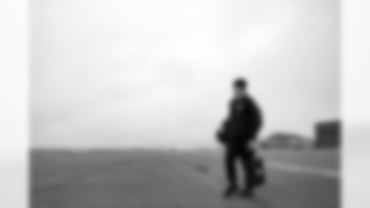 Pittsburgh Steelers quarterback Aaron Rodgers (8) travels to Los Angeles on Saturday, Nov. 8, 2025 for the Week 10 regular season matchup against the Los Angeles Chargers. (Alysa Rubin / Pittsburgh Steelers)