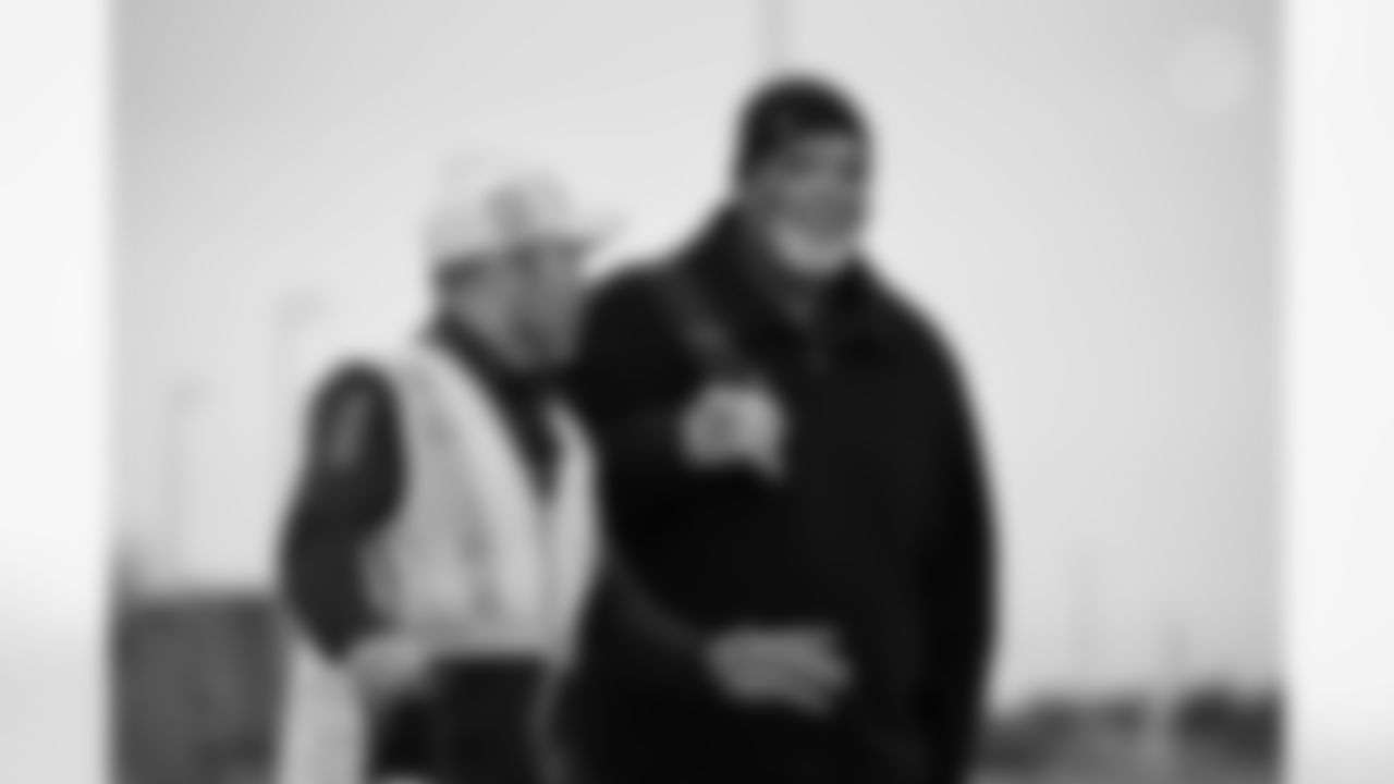 Pittsburgh Steelers defensive line coach Karl Dunbar travels to Detroit on Saturday, Dec. 20, 2025 for the Week 16 regular season matchup against the Detroit Lions. (Alysa Rubin / Pittsburgh Steelers)