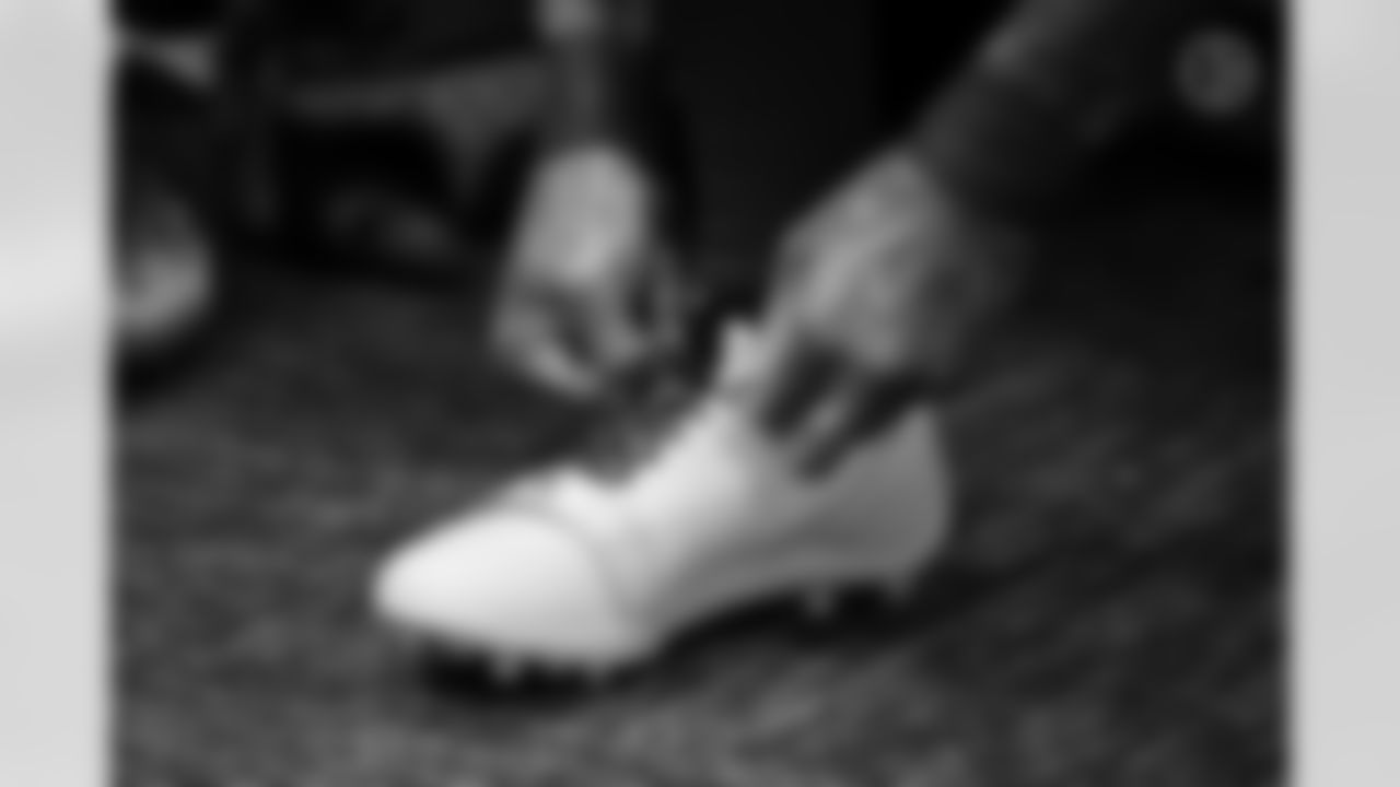 Pittsburgh Steelers cornerback Jalen Ramsey (5) during a regular season game between the Pittsburgh Steelers and the Chicago Bears, Sunday, Nov. 23, 2025 in Chicago, IL. (Karl Roser / Pittsburgh Steelers)