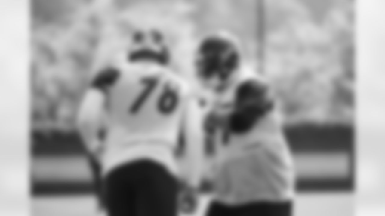 Pittsburgh Steelers defensive end Yahya Black (78) and Pittsburgh Steelers defensive tackle Cameron Heyward (97) participates in the Organized Team Activities (OTAs), Wednesday June 4, 2025 at the UPMC Rooney Sports Complex. (Taylor Ollason/ Pittsburgh Steelers)