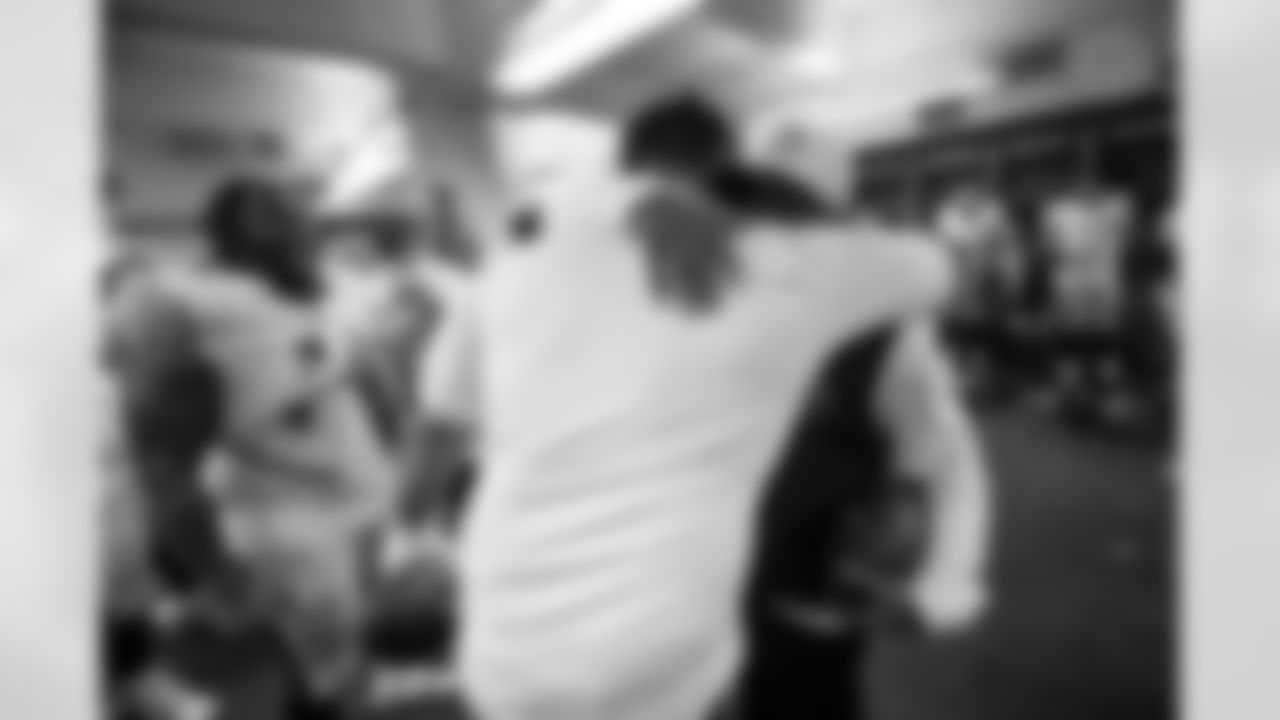 Pittsburgh Steelers head coach Mike Tomlin and Pittsburgh Steelers defensive tackle Cameron Heyward (97) following a regular season game between the Pittsburgh Steelers and the Detroit Lions, Sunday, Dec. 21, 2025 in Detroit, MI. The Steelers defeated the Lions 29-24. (Karl Roser / Pittsburgh Steelers)