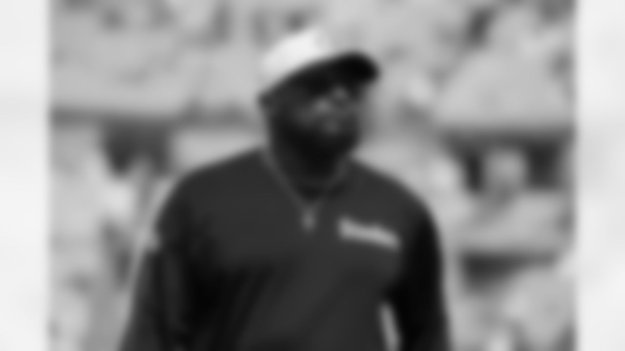 Pittsburgh Steelers head coach Mike Tomlin during a regular season game between the Pittsburgh Steelers and the Los Angeles Chargers, Sunday, Sept. 22, 2024 in Pittsburgh, PA. (Arron Anastasia / Pittsburgh Steelers)