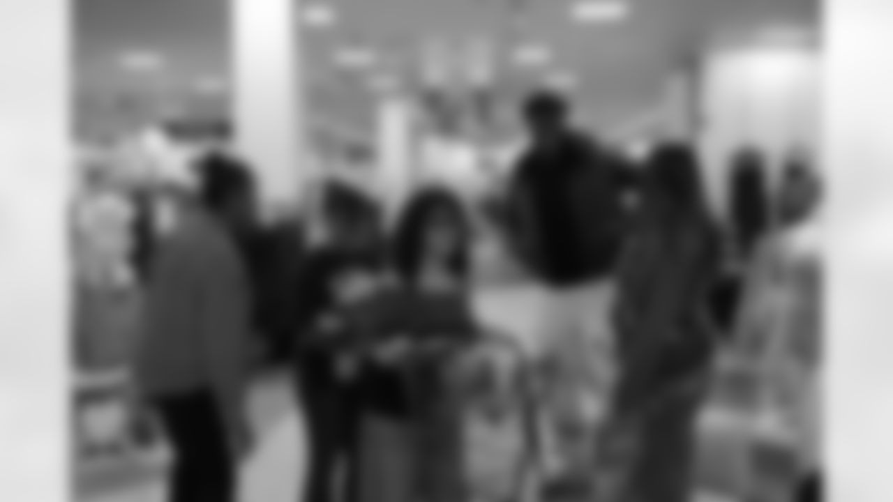 2024_Washington_Shopping_1203ms_0039