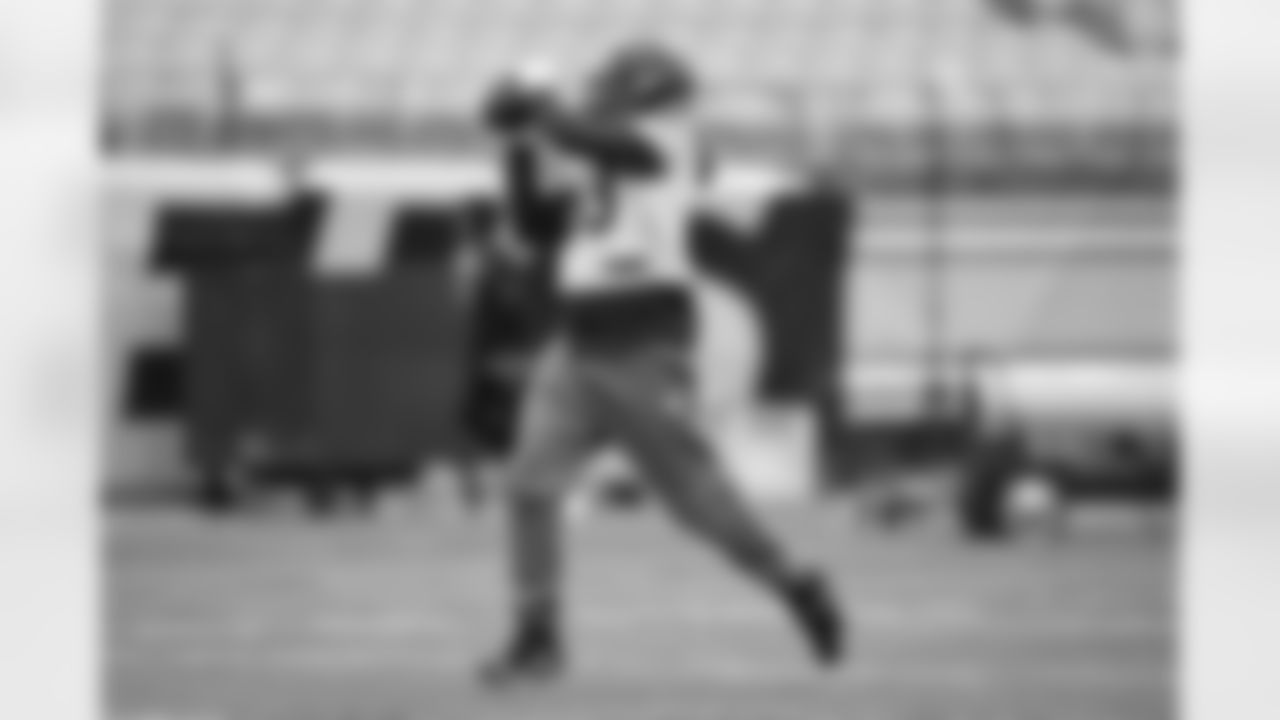 Pittsburgh Steelers tight end/fullback Connor Heyward (83) during practice at Acrisure Stadium preparing for a Week 18 matchup against the Baltimore Ravens, Friday, Jan. 2, 2026 in Pittsburgh, PA. (Karl Roser / Pittsburgh Steelers)