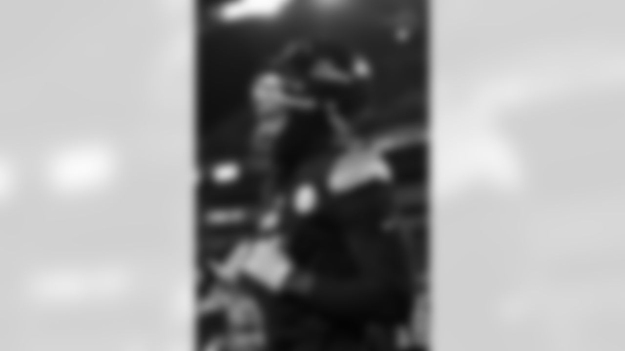 Pittsburgh Steelers wide receiver DK Metcalf (4) during a regular season game between the Pittsburgh Steelers and the Miami Dolphins, Monday, Dec. 15, 2025 in Pittsburgh, PA. (Alysa Rubin / Pittsburgh Steelers)