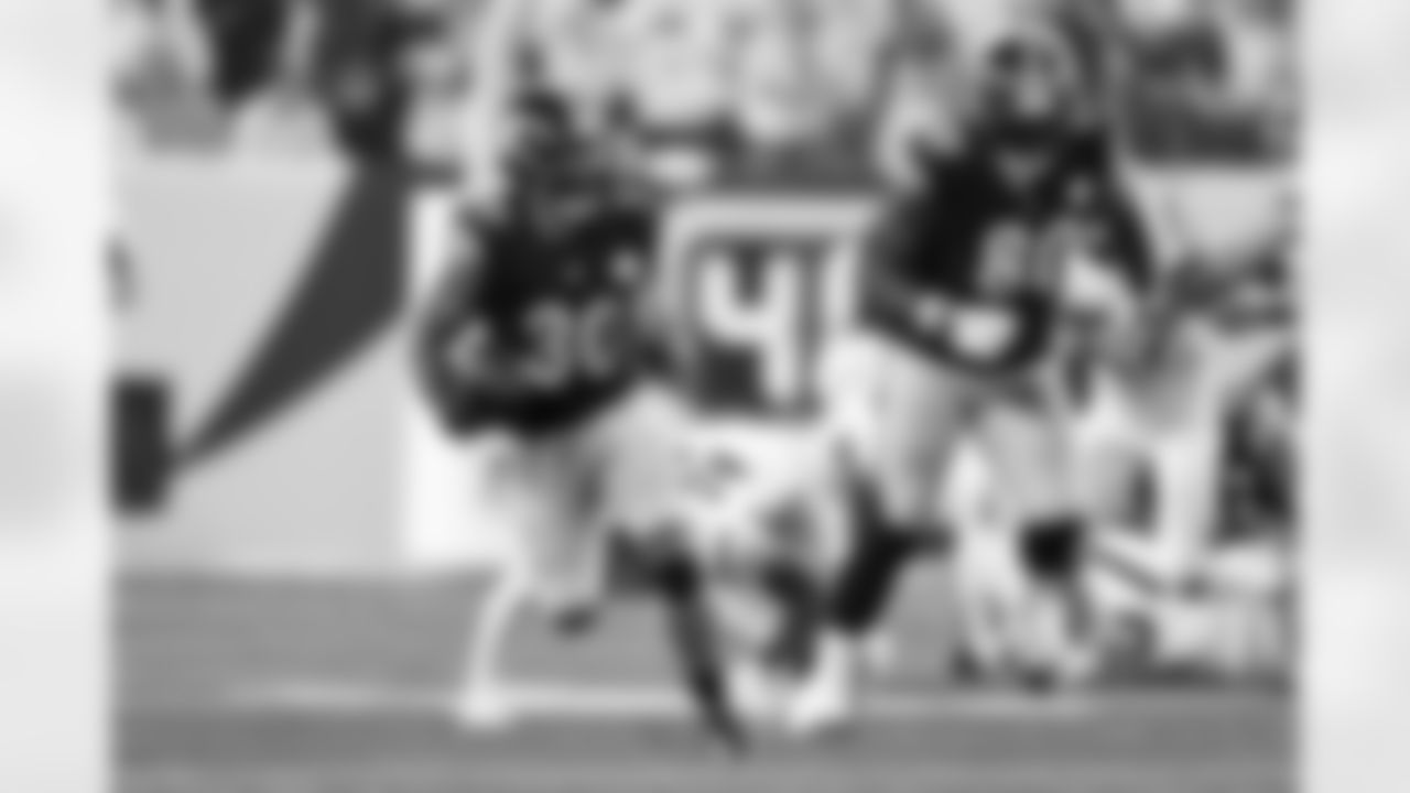 Pittsburgh Steelers running back Jaylen Warren (30) during a regular season game between the Pittsburgh Steelers and the Cincinnati Bengals, Thursday, Oct. 16, 2025 in Cincinnati, OH. (Karl Roser / Pittsburgh Steelers)