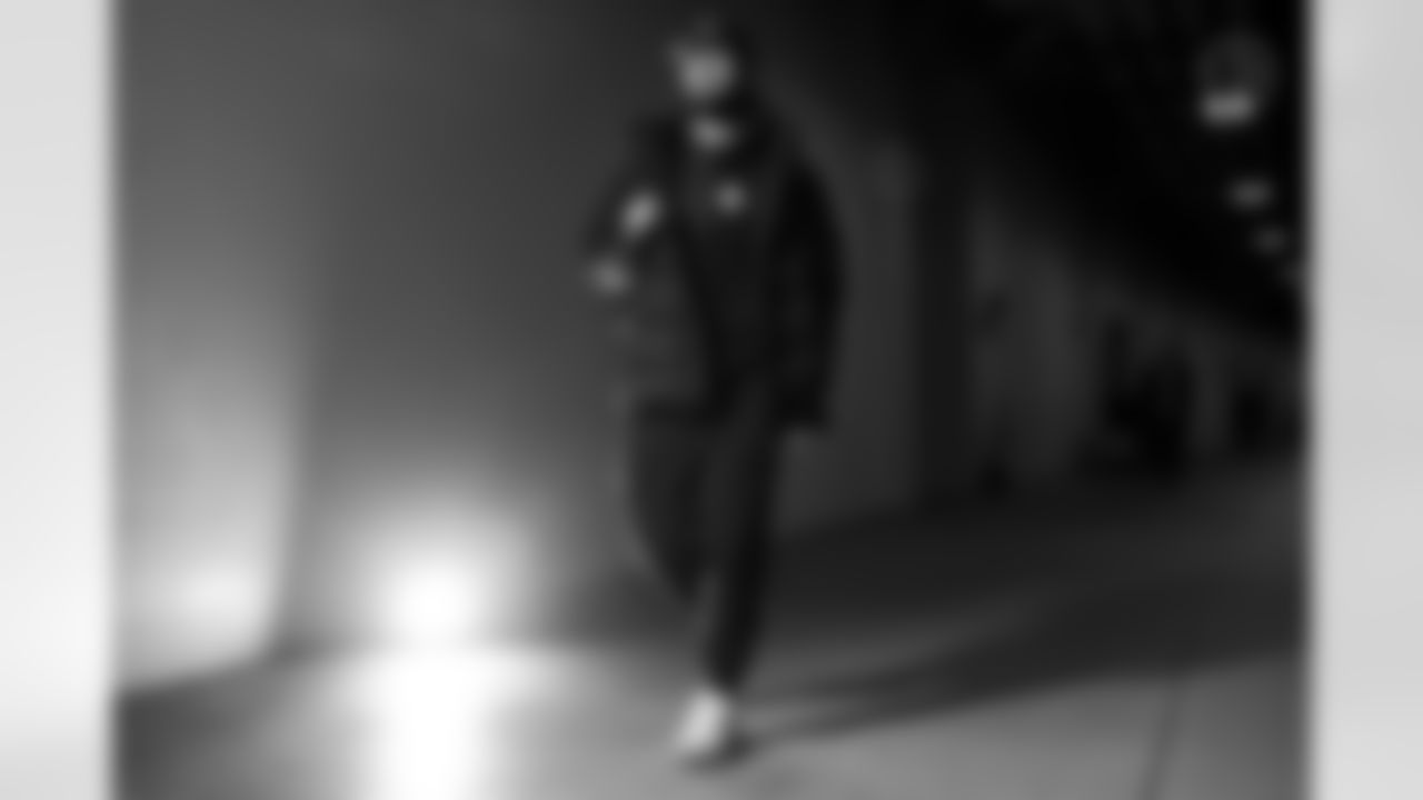 Pittsburgh Steelers quarterback Skylar Thompson (17) during a regular season game between the Pittsburgh Steelers and the Baltimore Ravens, Sunday, Jan. 4, 2026 in Pittsburgh, PA. (Karl Roser / Pittsburgh Steelers)