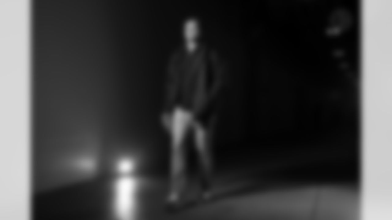 Pittsburgh Steelers quarterback Will Howard (18) during a regular season game between the Pittsburgh Steelers and the Buffalo Bills, Sunday, Nov. 30, 2025 in Pittsburgh, PA.  (Karl Roser / Pittsburgh Steelers)