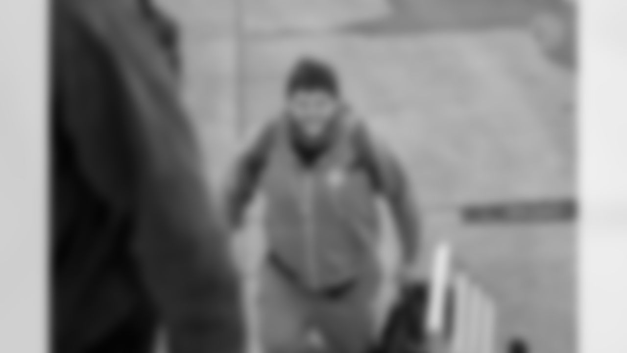 Pittsburgh Steelers center Zach Frazier (54) travels to Detroit on Saturday, Dec. 20, 2025 for the Week 16 regular season matchup against the Detroit Lions. (Alysa Rubin / Pittsburgh Steelers)