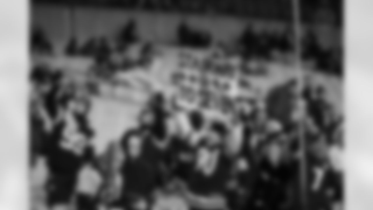 Fans during a postseason Wild Card game between the Pittsburgh Steelers and the Houston Texans, Monday, Jan. 12, 2026 in Pittsburgh, PA. (Taylor Ollason / Pittsburgh Steelers)