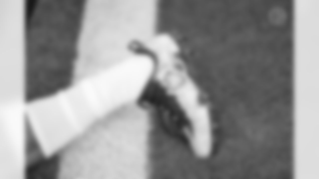 Pittsburgh Steelers cornerback Darius Slay (23) during a regular season game between the Pittsburgh Steelers and the Los Angeles Chargers, Sunday, Nov. 9, 2025 in Inglewood, CA. (Karl Roser / Pittsburgh Steelers)