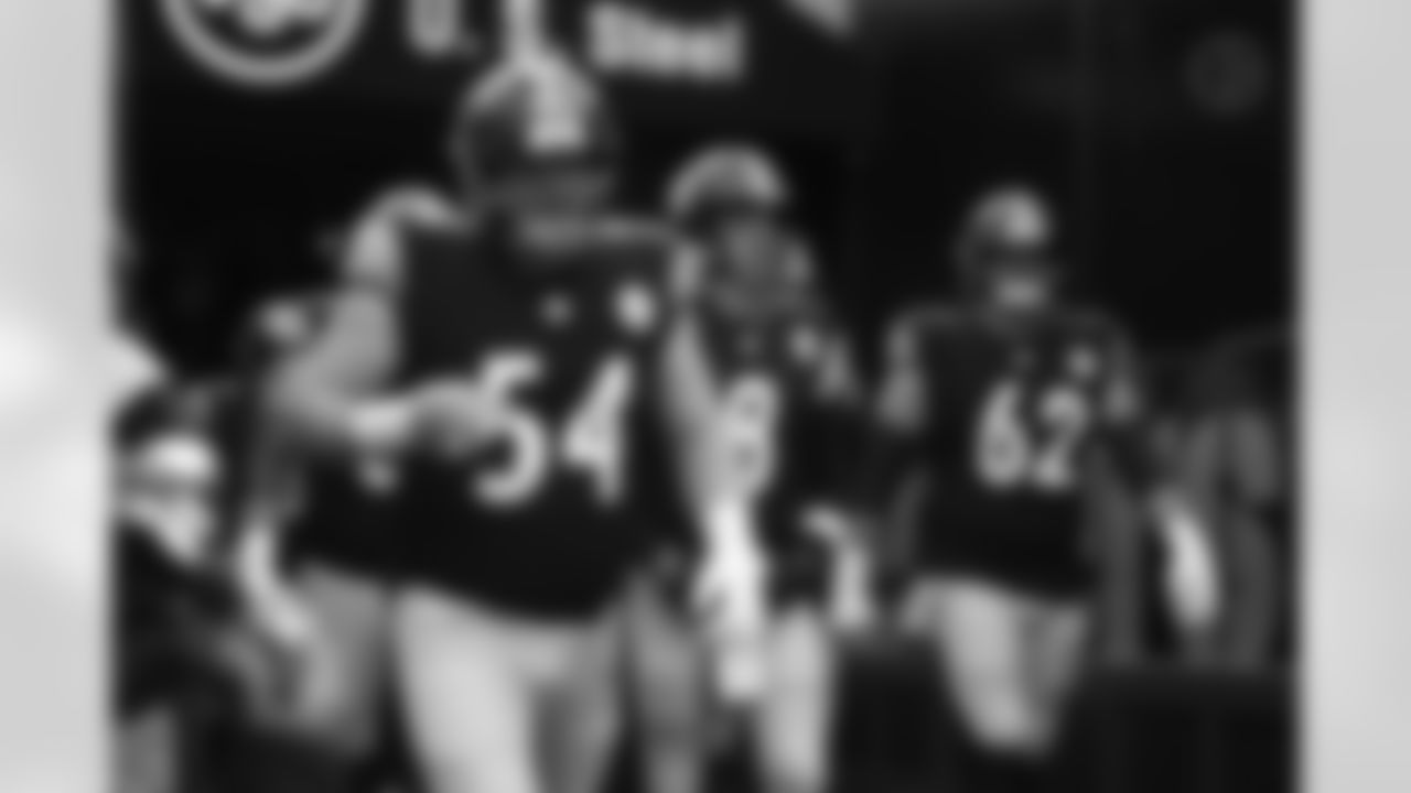 Pittsburgh Steelers center Zach Frazier (54), Pittsburgh Steelers quarterback Aaron Rodgers (8) and Pittsburgh Steelers center Ryan McCollum (62) during a regular season game between the Pittsburgh Steelers and the Cincinnati Bengals, Sunday, Nov. 16, 2025 in Pittsburgh, PA. (Harrison Barden / Pittsburgh Steelers)