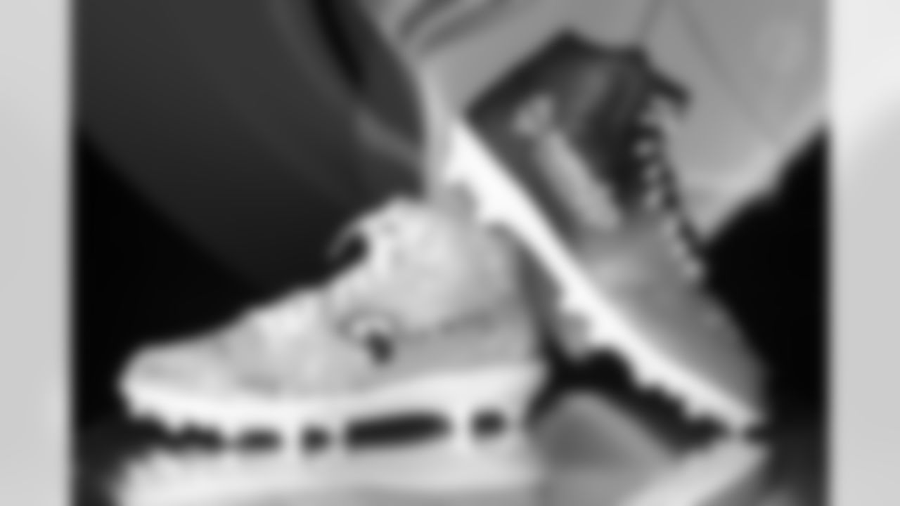 Pittsburgh Steelers defensive end Yahya Black (94) will showcase his custom cleats supporting NMDP Aplastic Anemia and the MDA International Foundation during Week 13. (Alysa Rubin / Pittsburgh Steelers)