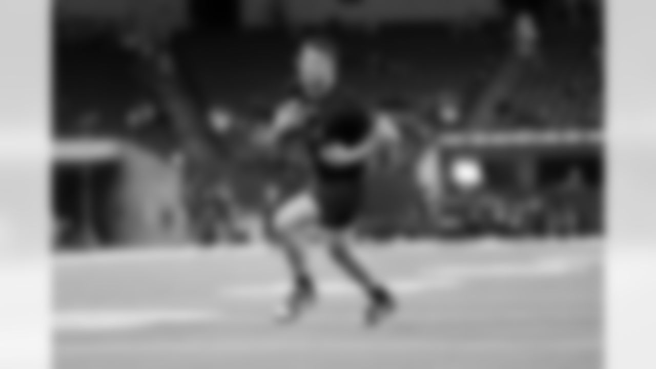 Ohio State defensive lineman Jack Sawyer participates in a drill during the 2025 NFL Scouting Combine on Thursday, February 27, 2025 in Indianapolis. (Ben Liebenberg via AP)