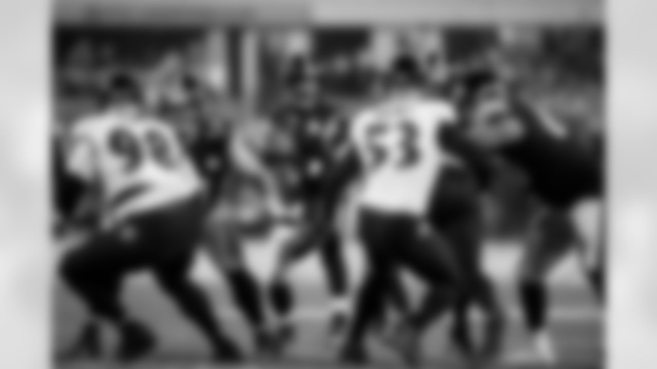 Pittsburgh Steelers quarterback Aaron Rodgers (8) during a regular season game between the Pittsburgh Steelers and the Baltimore Ravens, Sunday, Jan. 4, 2026 in Pittsburgh, PA. The Steelers defeated the Ravens 26-24. (Karl Roser / Pittsburgh Steelers)