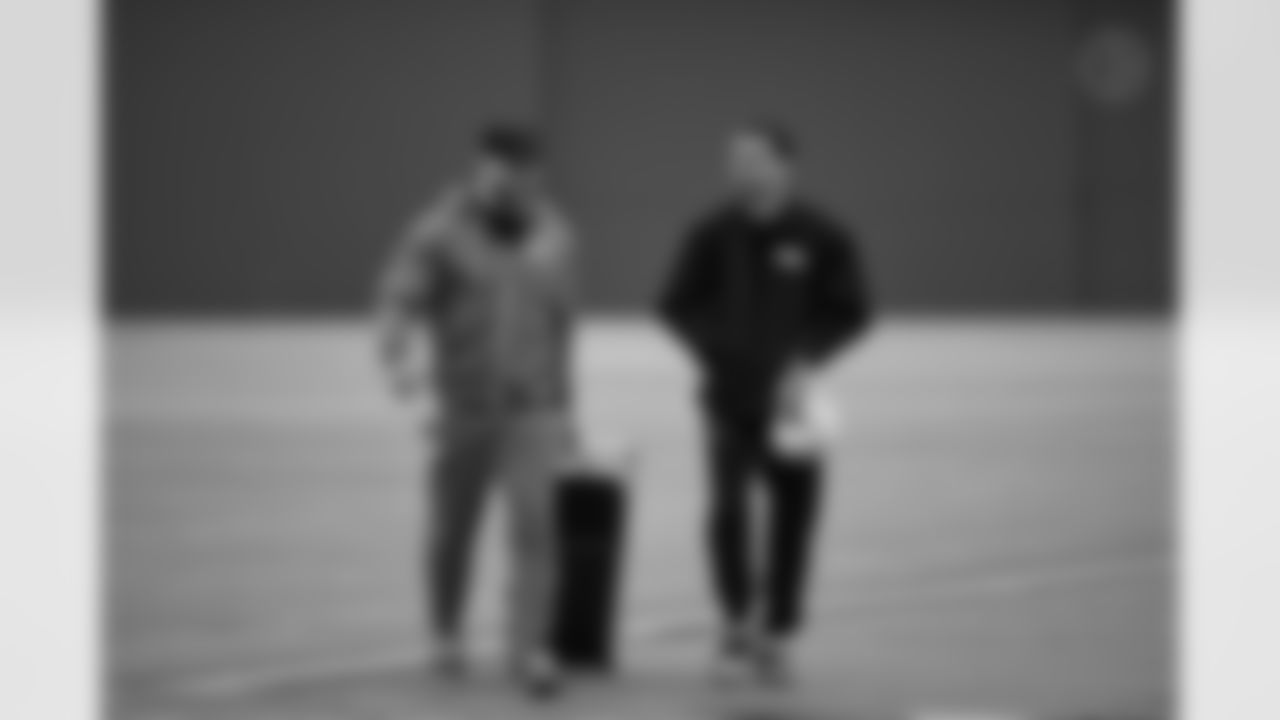 Pittsburgh Steelers linebacker Cole Holcomb (55) and Pittsburgh Steelers wide receiver Roman Wilson (10) travel to Baltimore on Saturday, Dec. 6, 2025 for the Week 14 regular season matchup against the Baltimore Ravens. (Alysa Rubin / Pittsburgh Steelers)