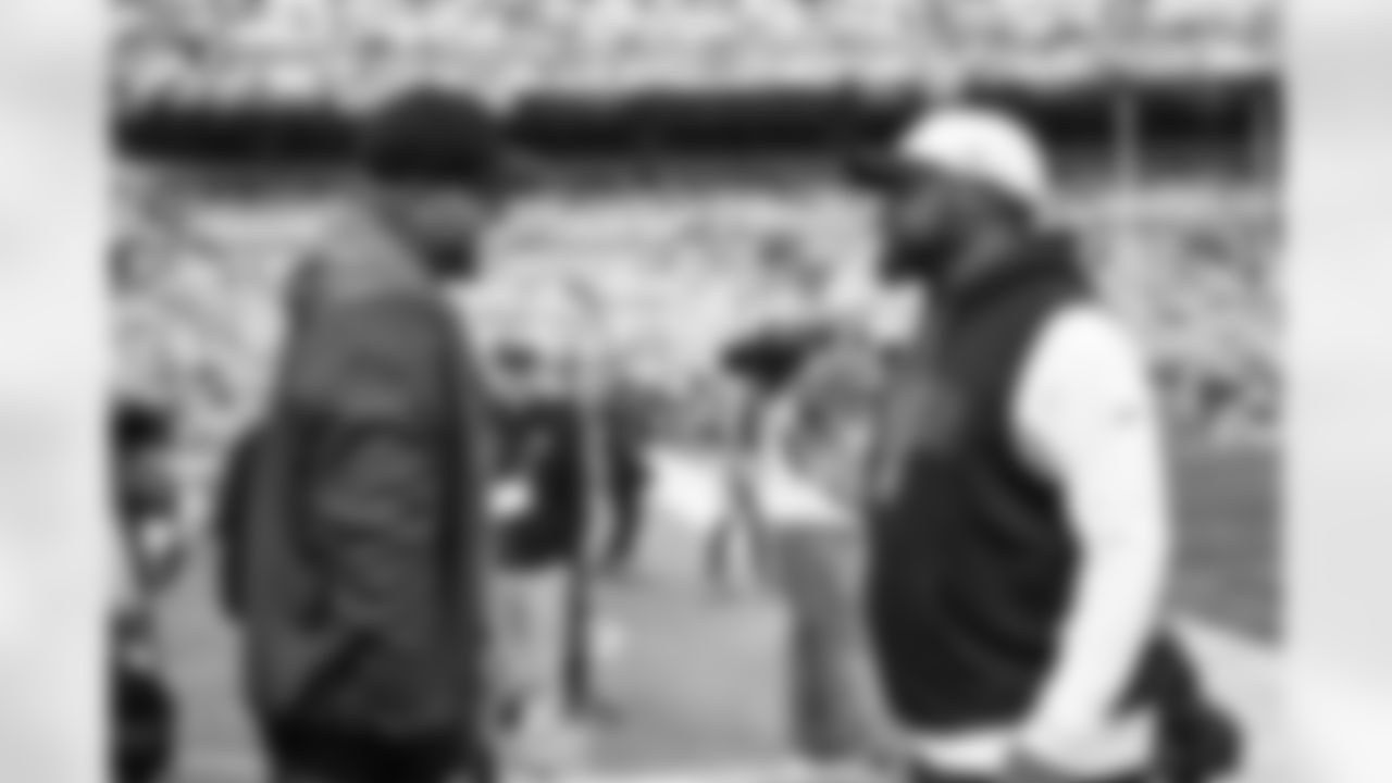 Pittsburgh Steelers head coach Mike Tomlin and Former Pittsburgh Steeler Ben Roethlisberger during a regular season game between the Pittsburgh Steelers and the Indianapolis Colts, Sunday, Nov. 2, 2025 in Pittsburgh, PA. (Taylor Ollason / Pittsburgh Steelers)