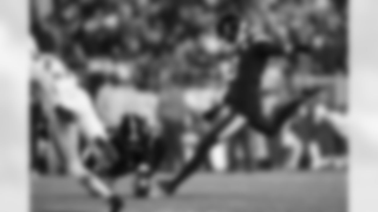 Pittsburgh Steelers kicker Chris Boswell (9) and punter Corliss Waitman (3) during a regular season game between the Pittsburgh Steelers and the Miami Dolphins, Monday, Dec. 15, 2025 in Pittsburgh, PA. (Alysa Rubin / Pittsburgh Steelers)