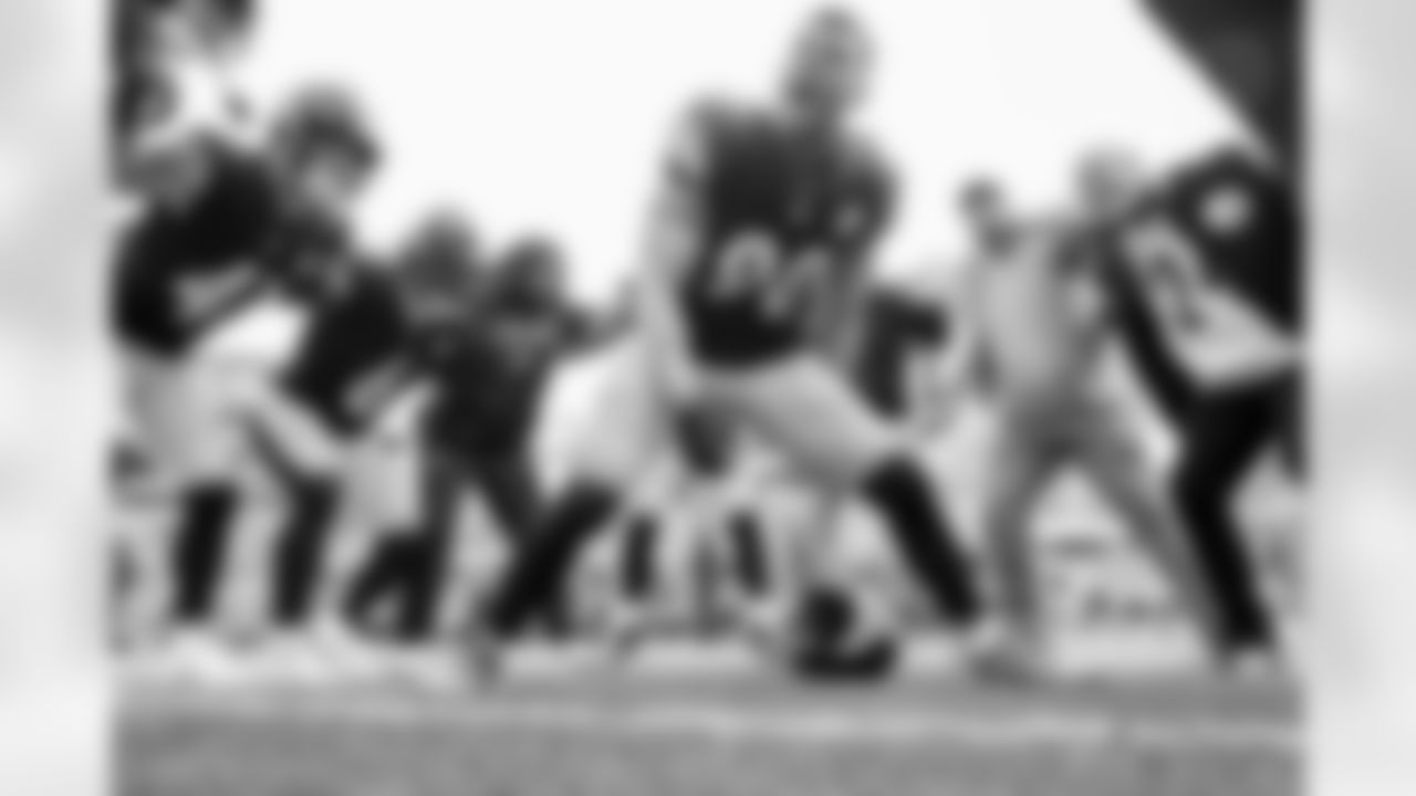 Pittsburgh Steelers linebacker T.J. Watt (90) during a regular season game between the Pittsburgh Steelers and the Indianapolis Colts, Sunday, Nov. 2, 2025 in Pittsburgh, PA. (Karl Roser / Pittsburgh Steelers)