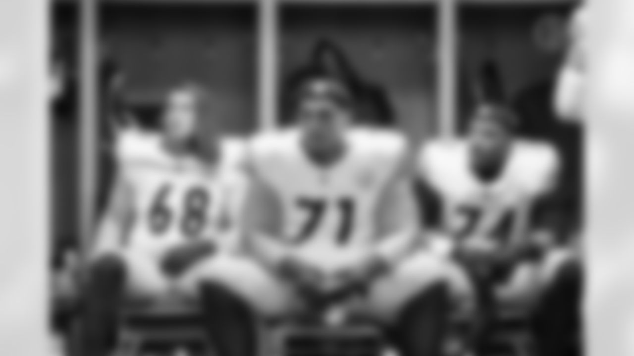 Pittsburgh Steelers guard Andrus Peat (71) during a regular season game between the Pittsburgh Steelers and the Detroit Lions, Sunday, Dec. 21, 2025 in Detroit, MI. (Karl Roser / Pittsburgh Steelers)