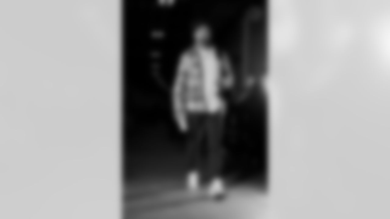 Pittsburgh Steelers wide receiver Adam Thielen (16) during a regular season game between the Pittsburgh Steelers and the Miami Dolphins, Monday, Dec. 15, 2025 in Pittsburgh, PA. (Alysa Rubin / Pittsburgh Steelers)