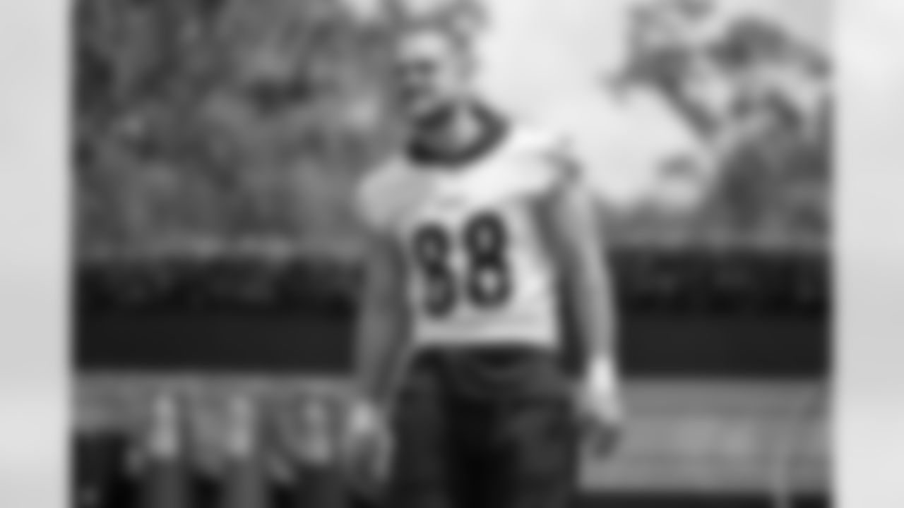 Pittsburgh Steelers tight end Pat Freiermuth (88) practices at the UPMC Rooney Sports Complex during the 2025 minicamp, Tuesday June 10, 2025. (Karl Roser / Pittsburgh Steelers)