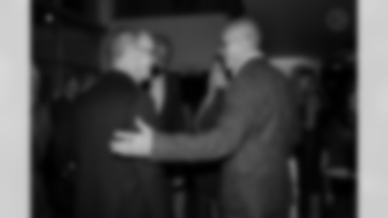 The Pittsburgh Steelers celebrated the 20th anniversary of Super Bowl XL during the Alumni Weekend Dinner at Acrisure Stadium benefitting the UPMC Sports Medicine Concussion Program, Saturday, Nov. 1, 2025 in Pittsburgh, PA. (Alysa Rubin / Pittsburgh Steelers)