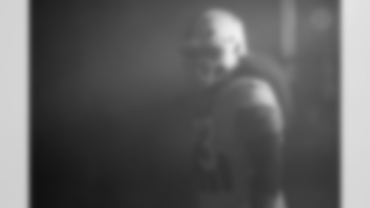 Pittsburgh Steelers offensive lineman Isaac Seumalo (73) during a regular season game between the Pittsburgh Steelers and the Green Bay Packers, Sunday, Oct. 26, 2025 in Pittsburgh, PA. The Packers beat the Steelers 35-25. (Karl Roser / Pittsburgh Steelers)