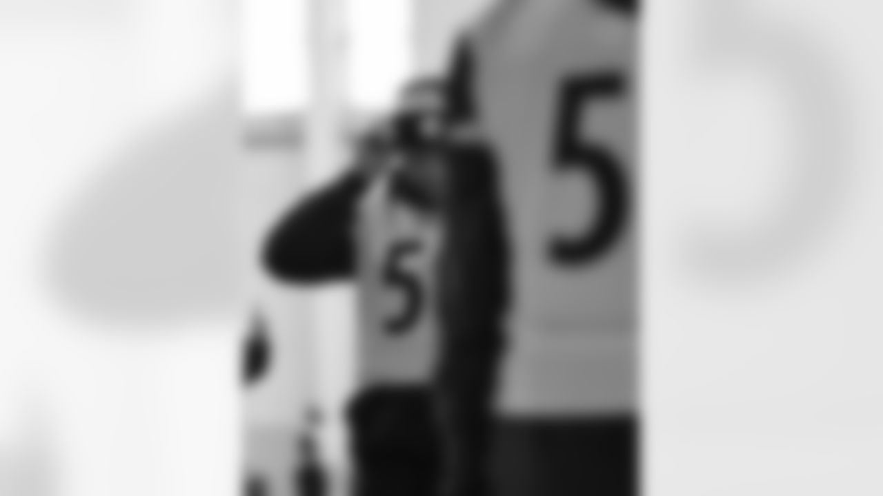 Pittsburgh Steelers linebacker Malik Harrison (50) during practice at the UPMC Rooney Sports Complex preparing for a Week 15 matchup against the Miami Dolphins, Thursday, Dec. 11, 2025 in Pittsburgh, PA. (Alysa Rubin / Pittsburgh Steelers)