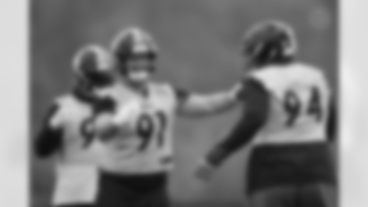 Pittsburgh Steelers defensive end Logan Lee (91) during practice at the UPMC Rooney Sports Complex preparing for a Week 11 matchup against the Cincinnati Bengals, Friday, Nov. 14, 2025 in Pittsburgh, PA. (Alysa Rubin / Pittsburgh Steelers)