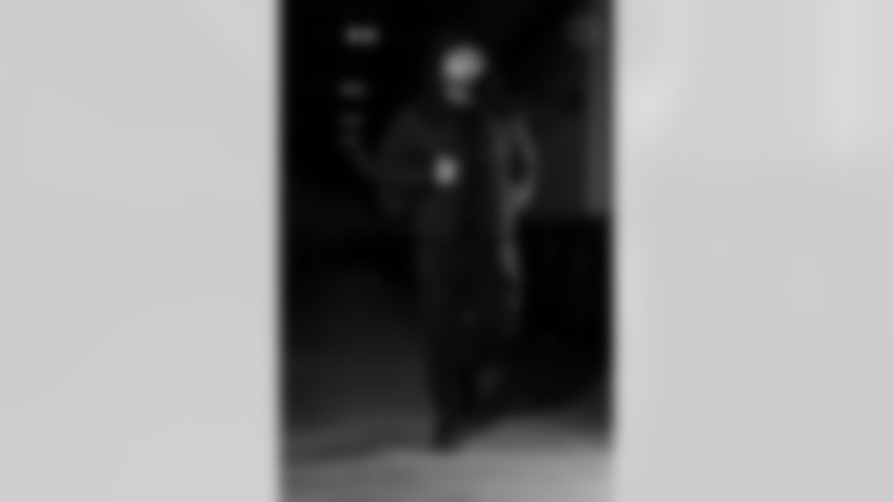 Pittsburgh Steelers running back Jaylen Warren (30) during a regular season game between the Pittsburgh Steelers and the Miami Dolphins, Monday, Dec. 15, 2025 in Pittsburgh, PA. (Alysa Rubin / Pittsburgh Steelers)