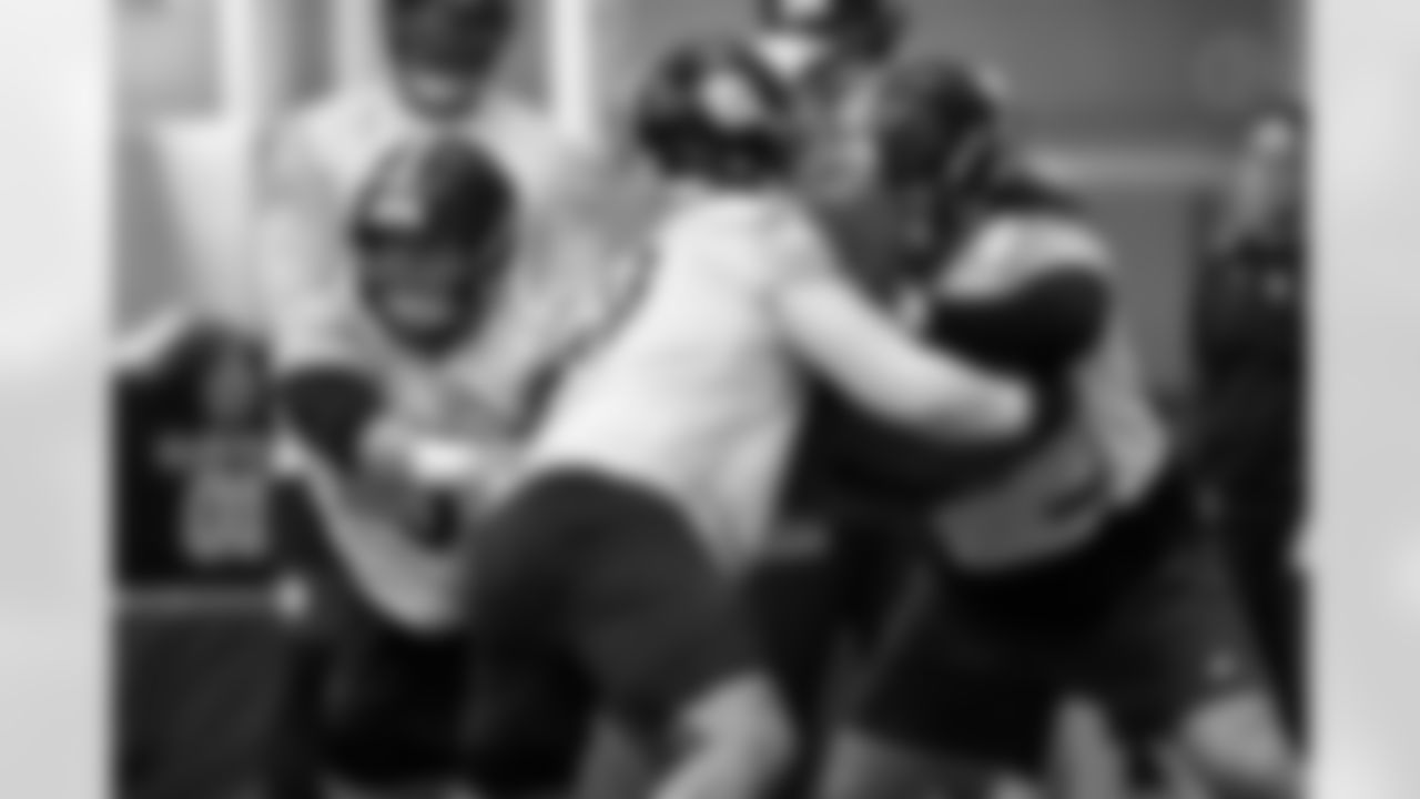 Pittsburgh Steelers center Zach Frazier (54), Pittsburgh Steelers offensive lineman Doug Nester (69) and Pittsburgh Steelers offensive lineman Isaac Seumalo (73) during practice at the UPMC Rooney Sports Complex preparing for a Week 15 matchup against the Miami Dolphins, Thursday, Dec. 11, 2025 in Pittsburgh, PA. (Alysa Rubin / Pittsburgh Steelers)