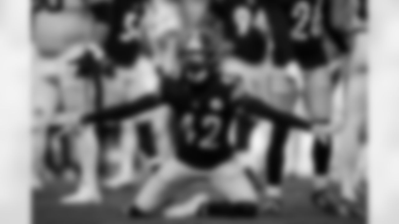 Pittsburgh Steelers cornerback James Pierre (42) during a regular season game between the Pittsburgh Steelers and the Indianapolis Colts, Sunday, Nov. 2, 2025 in Pittsburgh, PA. The Steelers defeated the Colts 27-20. (Alysa Rubin / Pittsburgh Steelers)