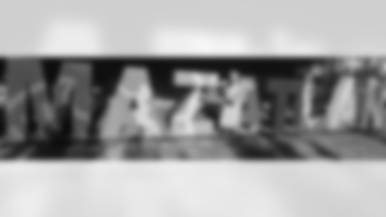 SNUTraditions_TerribleTowelAroundTheWorld_Apr2820251250AM_Garay_Veronica_httpss3.amazonaws.comuseast1prodformssubmissionuploads612243402282497494590e20f578de9c043fc9017f92d9fcfef1697494590_20250427_202231.jpg_97494590_20250427_202231