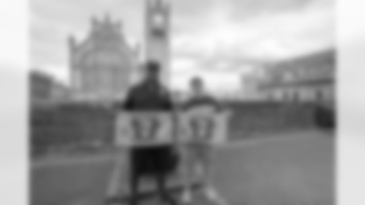 Pittsburgh Steelers legend Max Starks gives out Terrible Towels to locals on Wednesday, Sept. 24, 2025 in Belfast, Ireland. (Josh Veon / Pittsburgh Steelers)