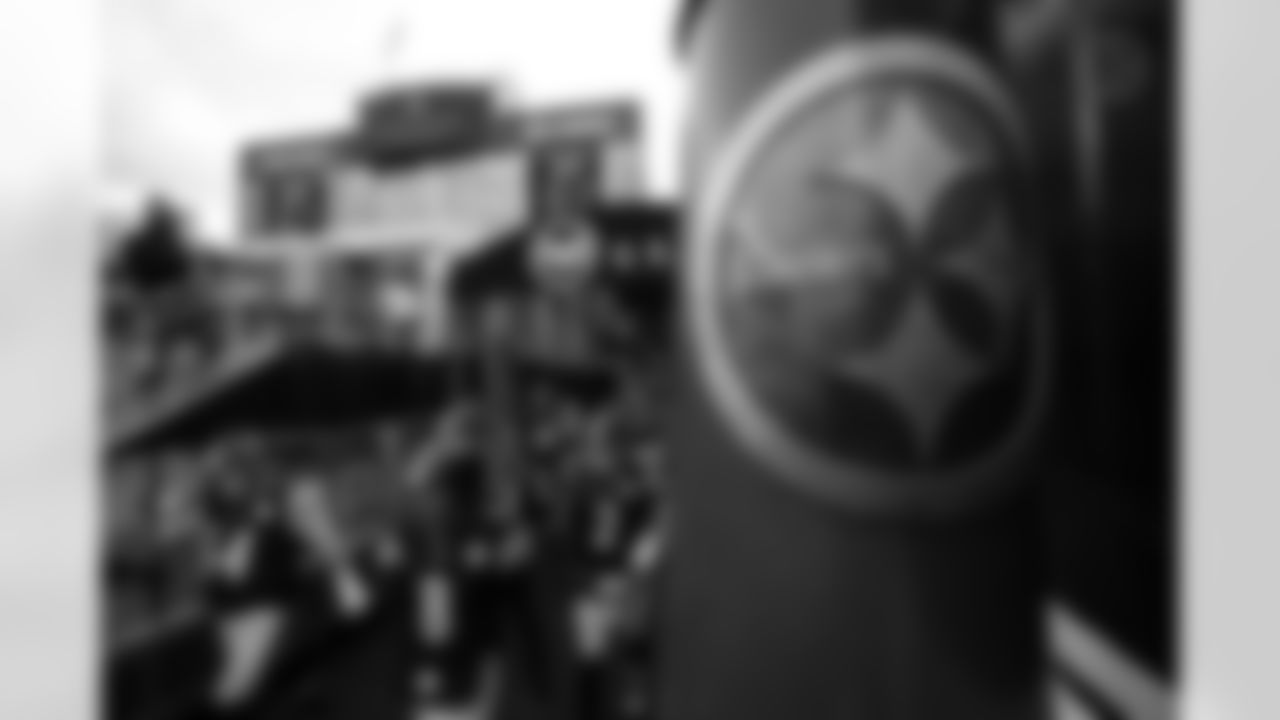 Pittsburgh Steelers center Zach Frazier (54) Pittsburgh Steelers quarterback Aaron Rodgers (8) and Pittsburgh Steelers quarterback Mason Rudolph (2) during a regular season game between the Pittsburgh Steelers and the Buffalo Bills, Sunday, Nov. 30, 2025 in Pittsburgh, PA.  (Harrison Barden / Pittsburgh Steelers)